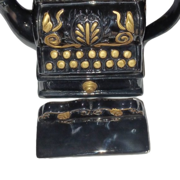 ceramic creamer pourer, teapot - Picture 3 of 4